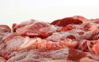 Чем опасна повторная заморозка мяса?