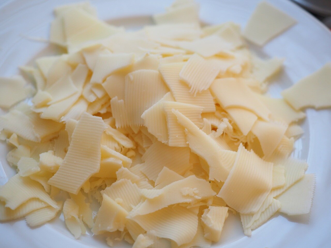 Правильно хранить сыр сулугуни